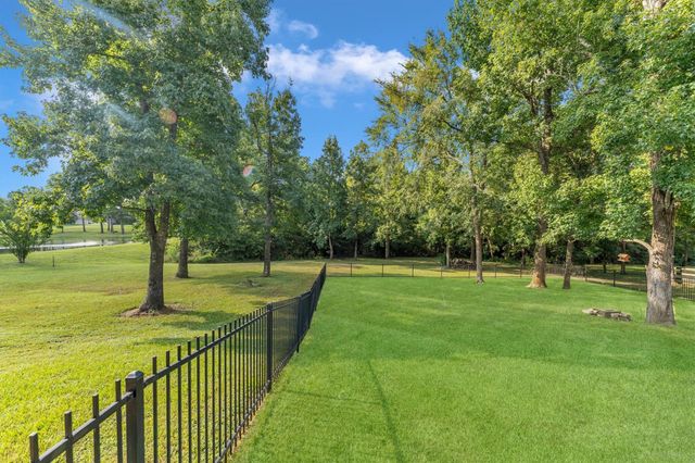 1735 Opal Trail, Willis, TX 77378