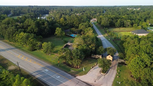 1735 Opal Trail, Willis, TX 77378