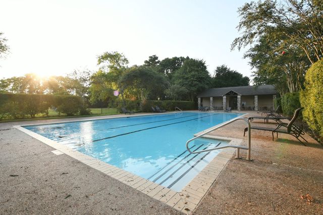 1735 Opal Trail, Willis, TX 77378