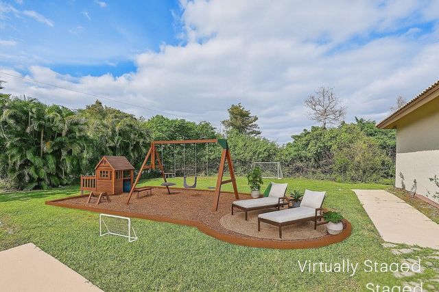 8671 155th Place N, Palm Beach Gardens, FL 33418