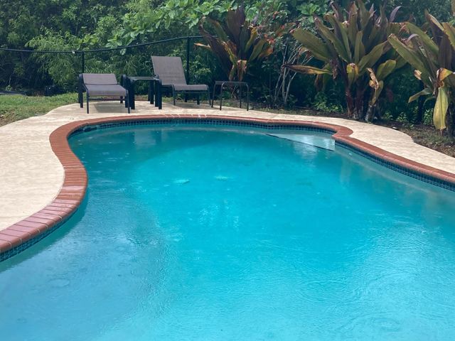 8671 155th Place N, Palm Beach Gardens, FL 33418