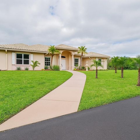 8671 155th Place N, Palm Beach Gardens, FL 33418