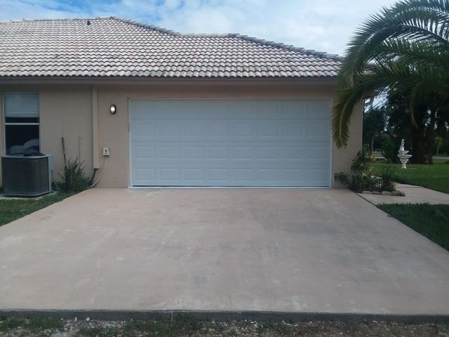 8671 155th Place N, Palm Beach Gardens, FL 33418