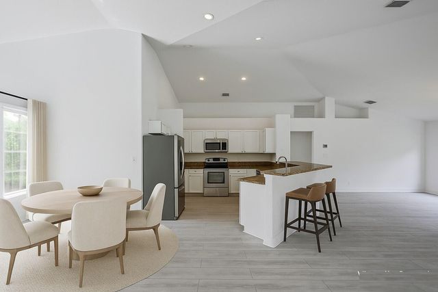 8671 155th Place N, Palm Beach Gardens, FL 33418