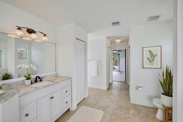 8671 155th Place N, Palm Beach Gardens, FL 33418