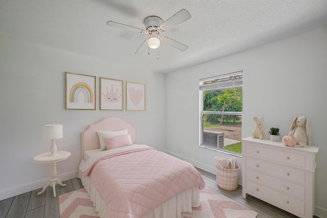 8671 155th Place N, Palm Beach Gardens, FL 33418