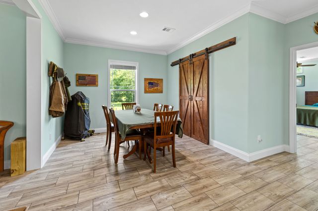 910 Woodmore Hollow Ln, Hartsville, TN 37074