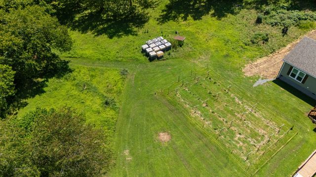 910 Woodmore Hollow Ln, Hartsville, TN 37074