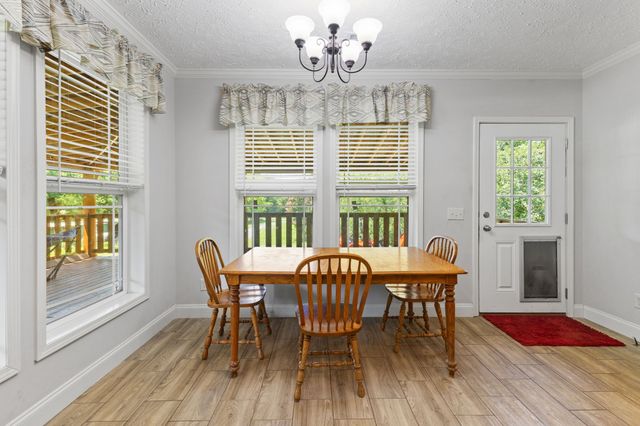 910 Woodmore Hollow Ln, Hartsville, TN 37074