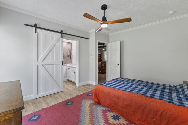 910 Woodmore Hollow Ln, Hartsville, TN 37074