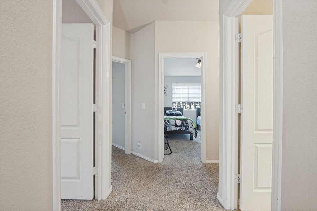 1903 Maplewood Drive, Glenn Heights, TX 75154 — photo 5