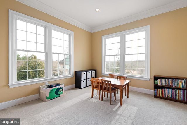 110 PIERCE LN, Kennett Square, PA 19348