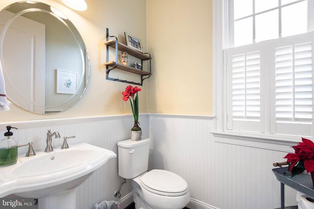 110 PIERCE LN, Kennett Square, PA 19348