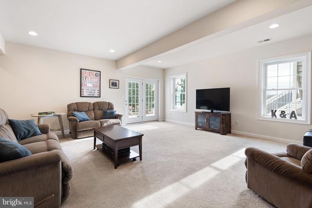 110 PIERCE LN, Kennett Square, PA 19348