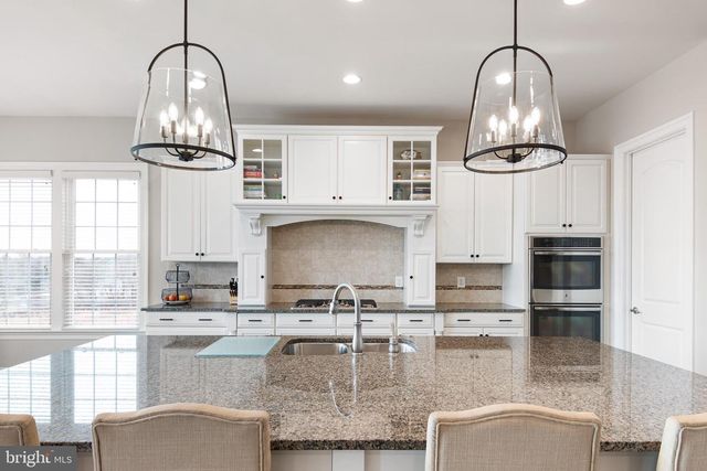 110 PIERCE LN, Kennett Square, PA 19348