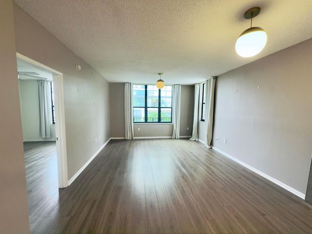 630 S Sapodilla Avenue 333, West Palm Beach, FL 33401