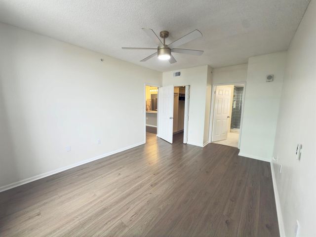 630 S Sapodilla Avenue 333, West Palm Beach, FL 33401