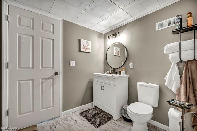 3862 Wallingford Road, South Euclid, OH 44121
