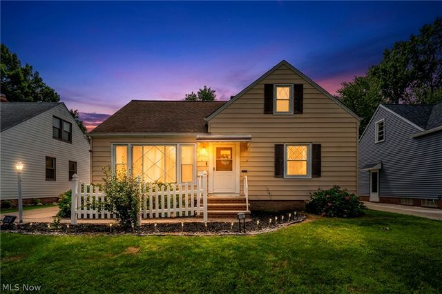 3862 Wallingford Road, South Euclid, OH 44121