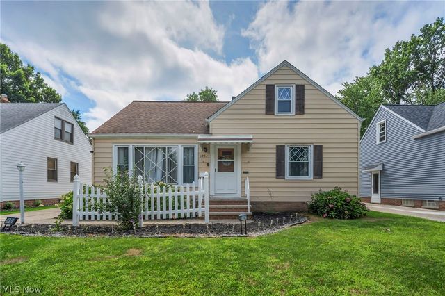 3862 Wallingford Road, South Euclid, OH 44121