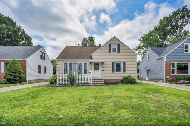 3862 Wallingford Road, South Euclid, OH 44121