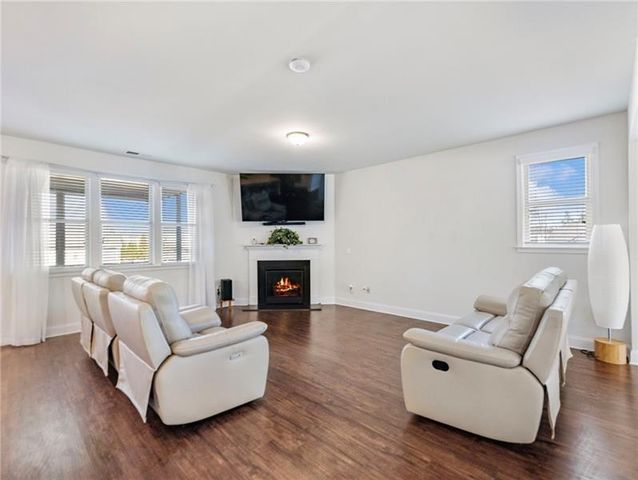 7655 Farrow Pass Circle, Cumming, GA 30028