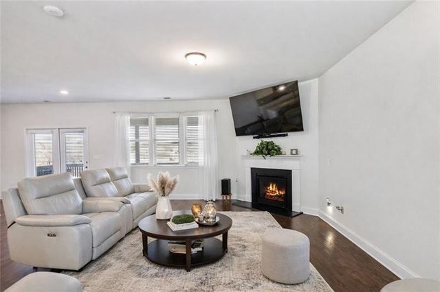 7655 Farrow Pass Circle, Cumming, GA 30028