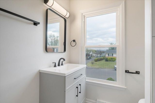 1801 Franwill AVE, Roanoke, VA 24017