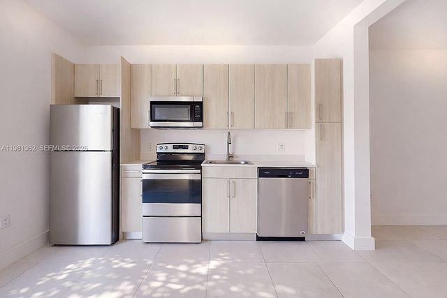 519 SW 5th Ave 201, Miami, FL 33130