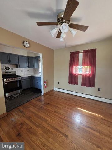 5 HEATHERWOOD CIR, Middletown, PA 17057