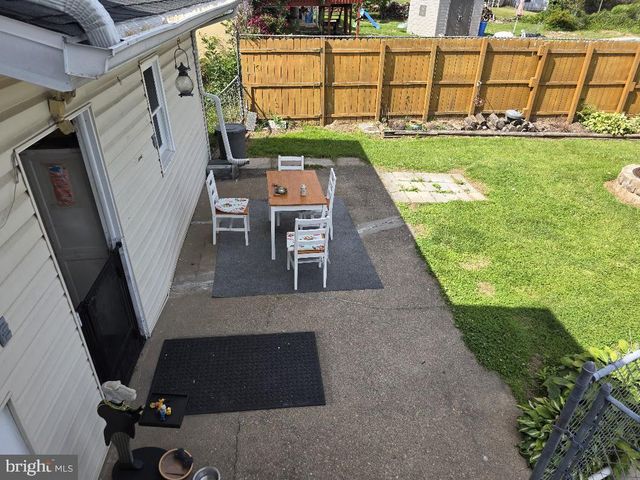 5 HEATHERWOOD CIR, Middletown, PA 17057