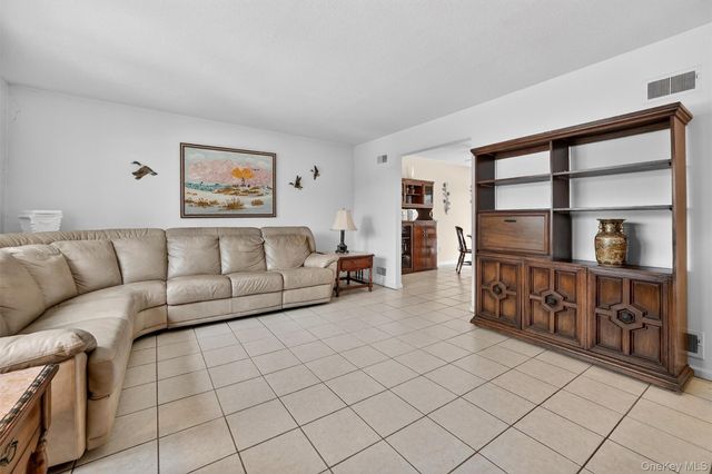 40 AKA 38 Grange Avenue, Yonkers, NY 10710