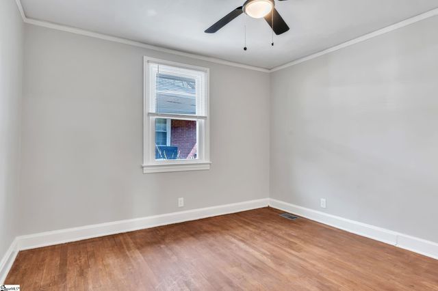 800 E Lee Road, Taylors, SC 29687