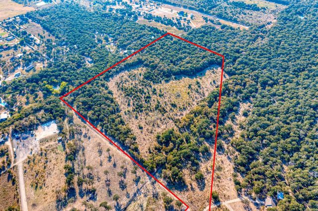 9200 Lockwood Springs RD, Manor, TX 78653
