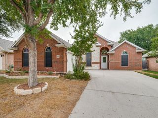 5604 Parkplace Drive, Denton, TX 76226