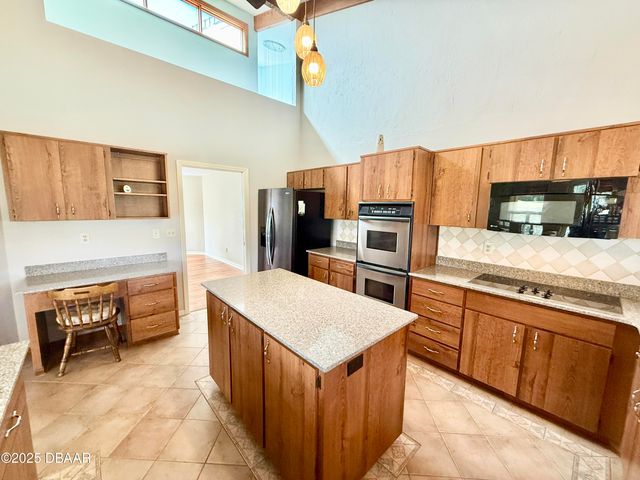 169 Mallard Lane, Daytona Beach, FL 32119