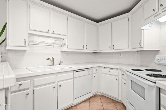 4210 Via Arbolada 301, Los Angeles, CA 90042