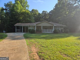 7542 Gordon Road, Senoia, GA 30276