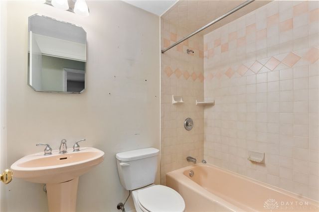 4303 Walbridge Trail, Beavercreek, OH 45430