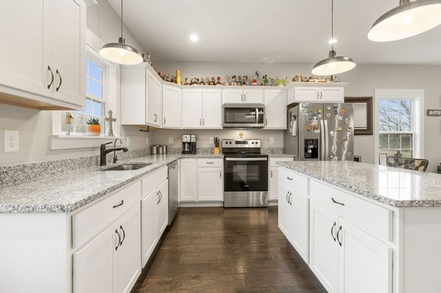 4220 Highway 231, S, Castalian Springs, TN 37031