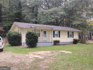 710 E Lanier Avenue, Fayetteville, GA 30214