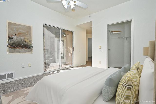 280 Caldecott Ln 221, Oakland, CA 94618