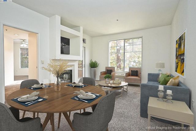 280 Caldecott Ln 221, Oakland, CA 94618