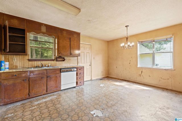 413 DEBBY LANE, Adamsville, AL 35005