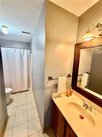 789 Pinewood Street, Gardner, KS 66030