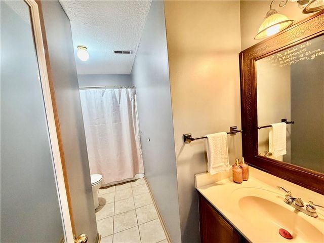 789 Pinewood Street, Gardner, KS 66030