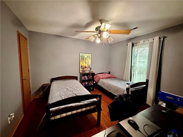 789 Pinewood Street, Gardner, KS 66030