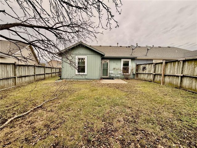 789 Pinewood Street, Gardner, KS 66030