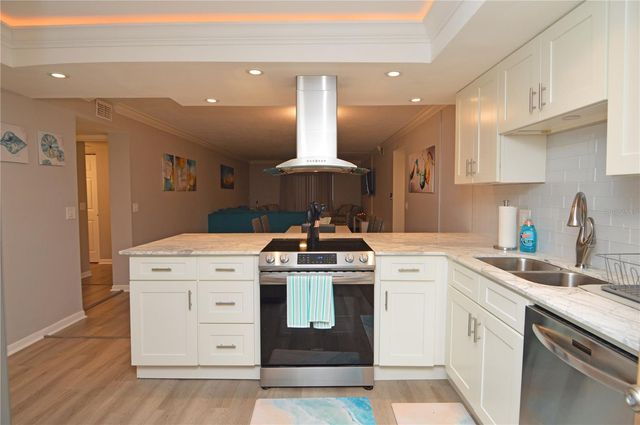 4908 38TH WAY S 501, St Petersburg, FL 33711