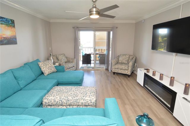 4908 38TH WAY S 501, St Petersburg, FL 33711